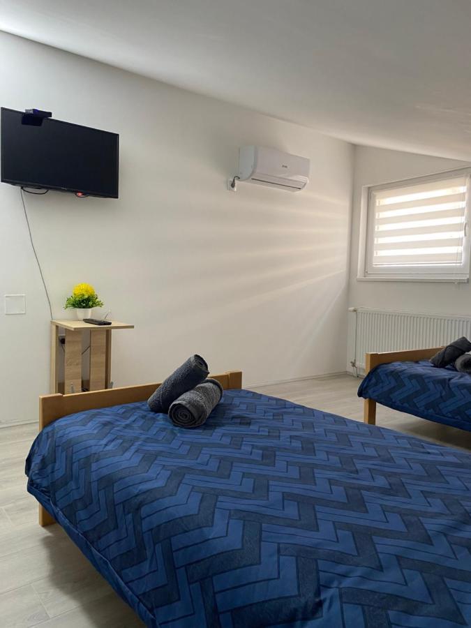 Lotus House Apartment Zrenjanin Ngoại thất bức ảnh
